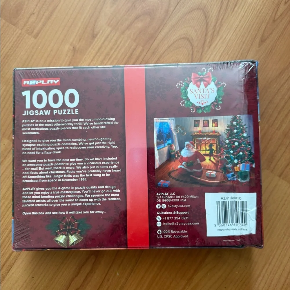 Replay Santa's Visit Jigsaw Puzzle - Red and Green